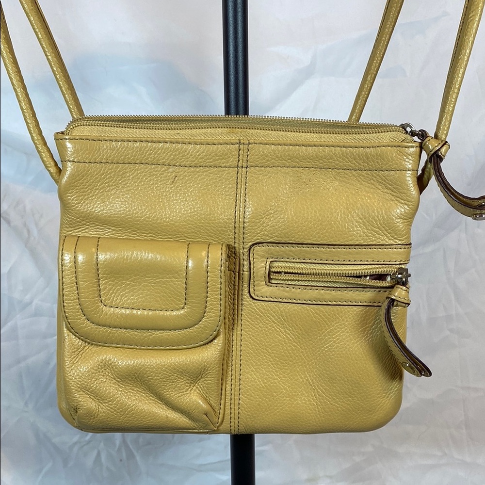 Tignanello Yellow Leather Shoulder Bag with Textured Finish